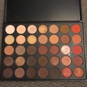 Morphe 35O nature glow artistry eyeshadow palette